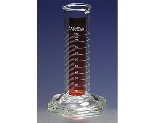 PYREX Low Form Single Metric Scale Cylinders with Double Pourout
