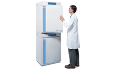 Water-Jacketed CO2 Incubator with T/C Sensor